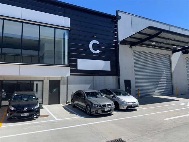 Savills | Prime Modern Industrial in growing location