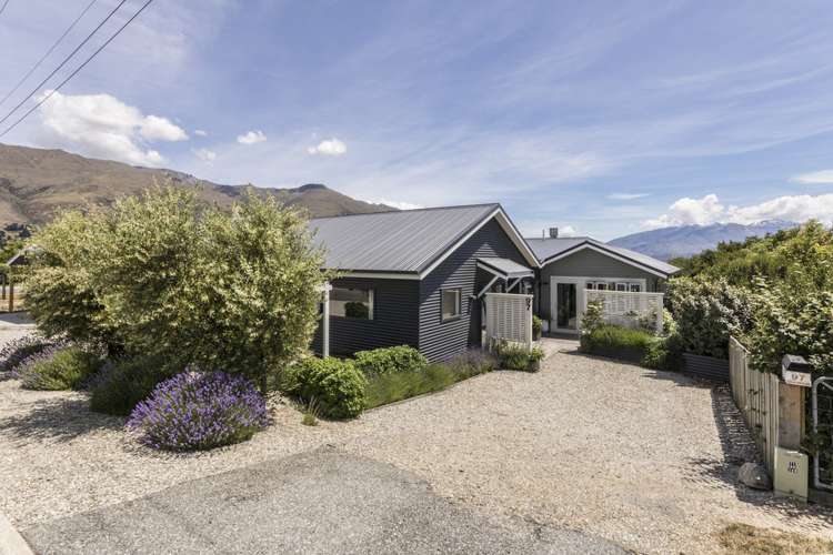 97 Warren Street Wanaka_2