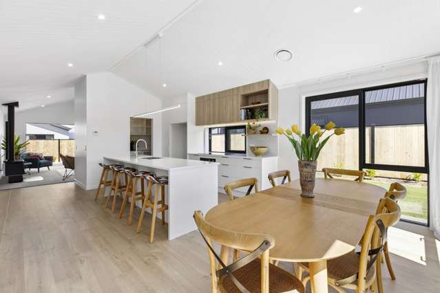 14 Moonstone Street Albert Town_1
