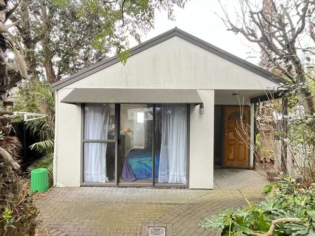 One Bedroom Gem!