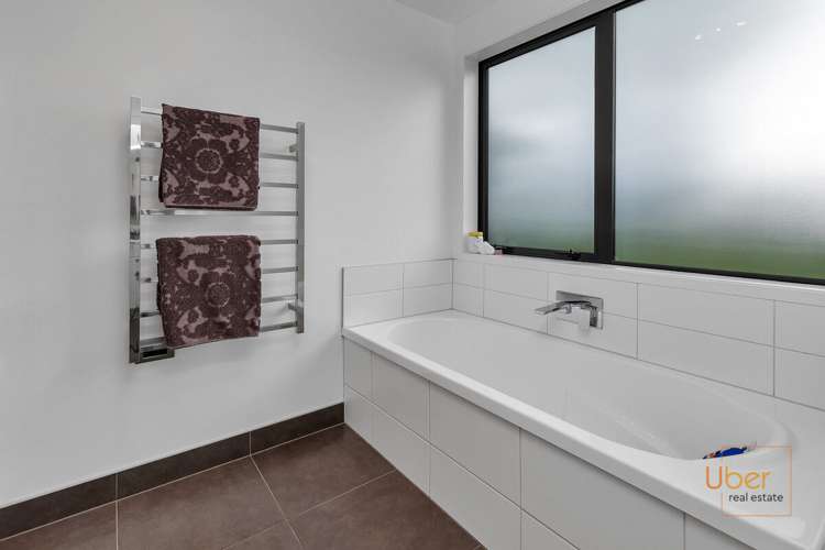 19 Woodland Road Maungaturoto_13