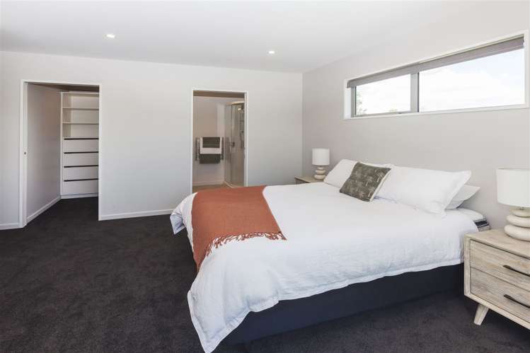 7 Kingsbridge West Burwood_17
