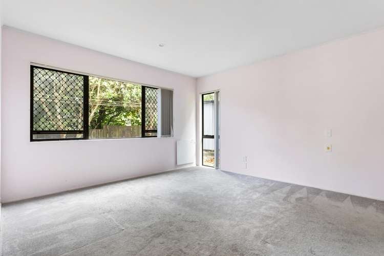 2/131 Grand Drive Remuera_6