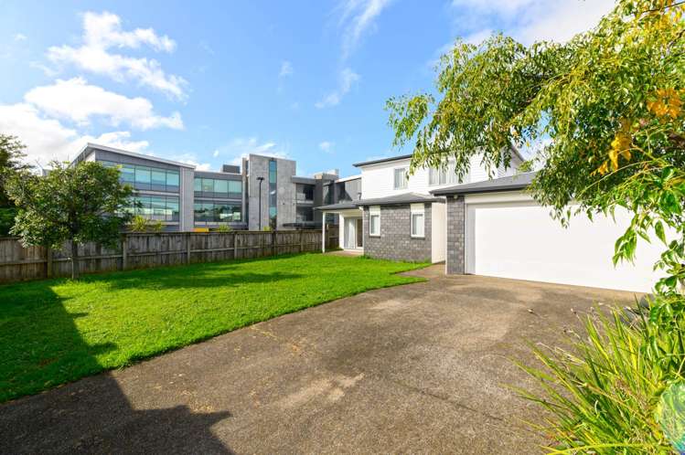 2 Waiohua Road Greenlane_11