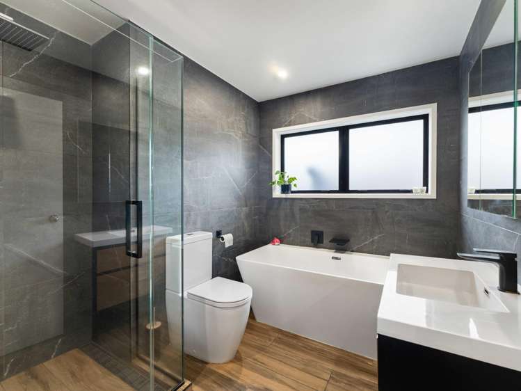 26 Beaumaris Way Conifer Grove_14