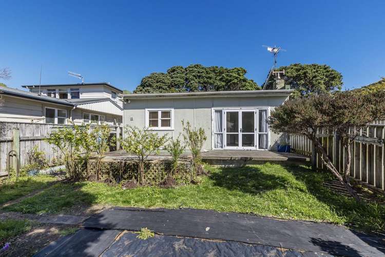 12 & 12A Wairaka Road Pukerua Bay_31
