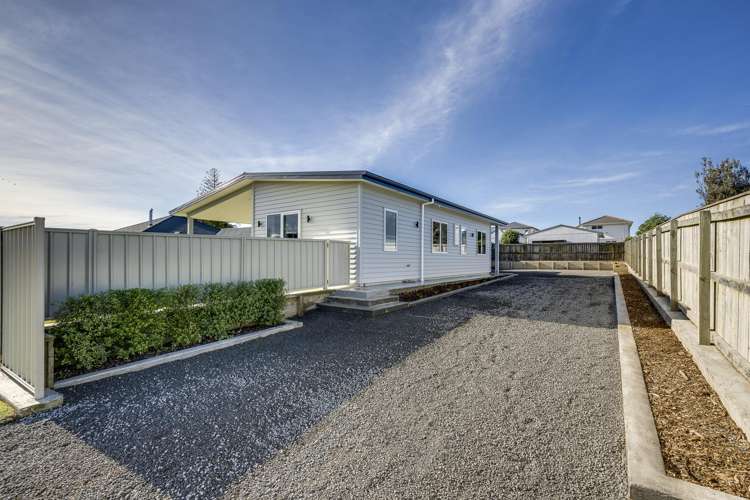 23 Pohutukawa Drive Bay View_19