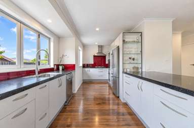12 Rene Place_1
