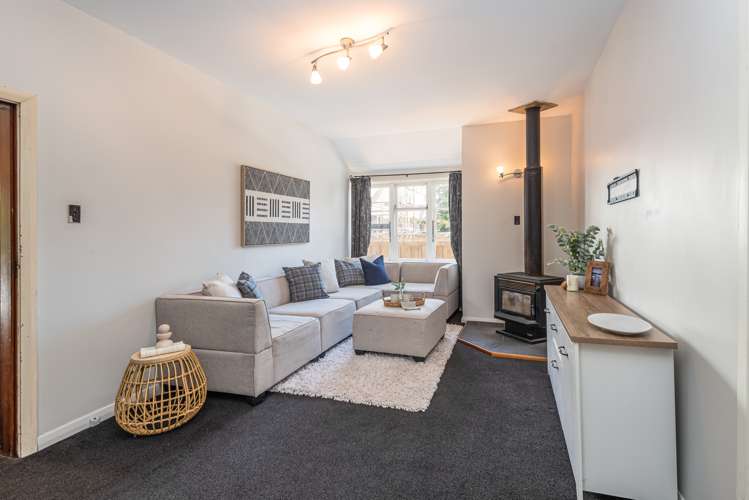 593 Ferry Road Woolston_5