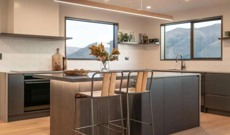 18 Fenton Avenue Wanaka_8