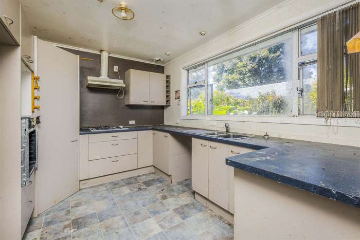 Bargain hunters were attracted to a house on Short Street in Papakura, which sold under the hammer for $501,000. Photo / Supplied