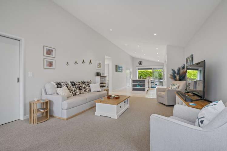 37 St Pauls Drive Brookfield_1