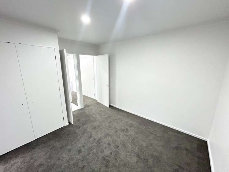 2/14A Keeling Road Henderson_11