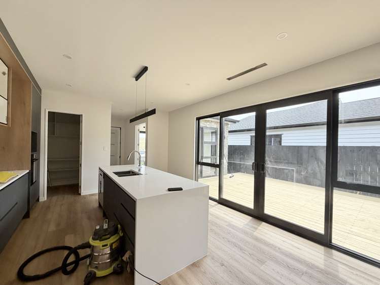 407 Te Taruna Drive_3