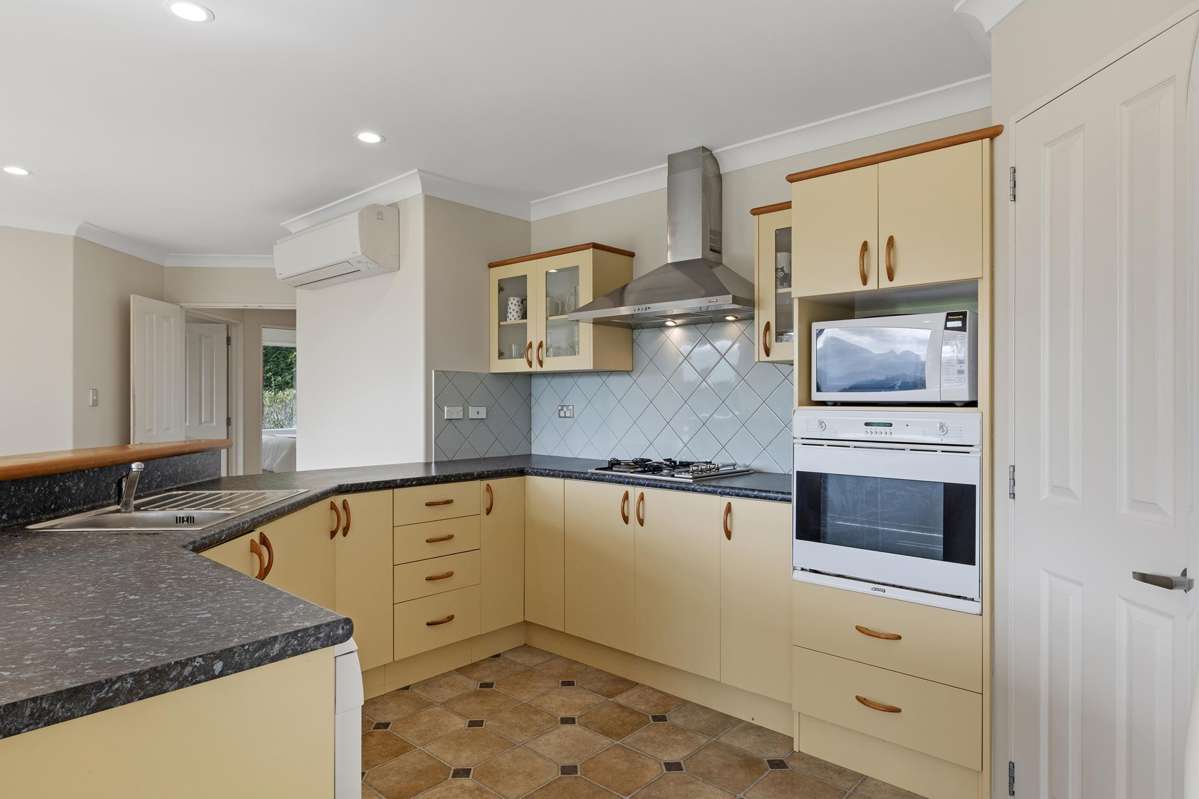 469 Ridge Road_3