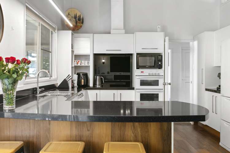 11 Chesham Avenue Waipahihi_19