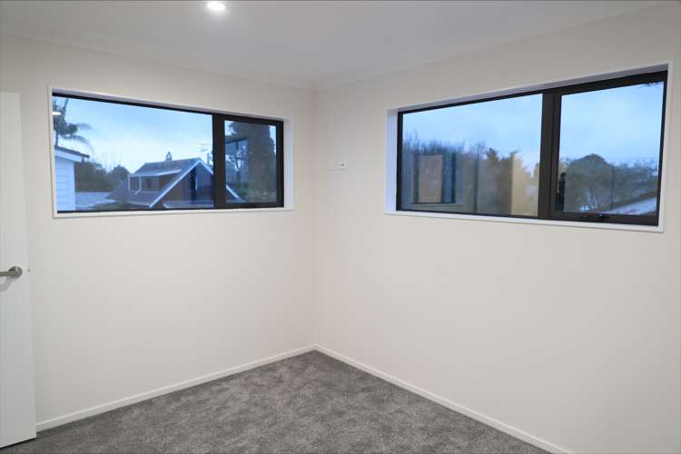 2/5 George Street Papakura_5