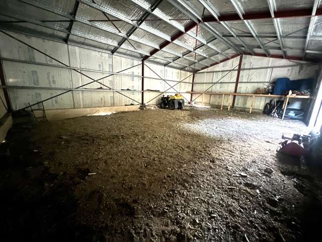 Reaby Road Gore Surrounds_4