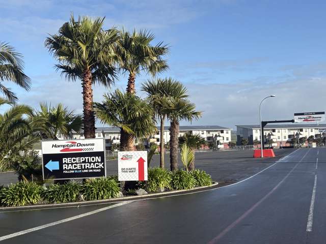 219/20 Hampton Downs Road Hampton Downs_1