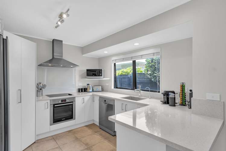 34 Stewart Gibson Place Manurewa_7