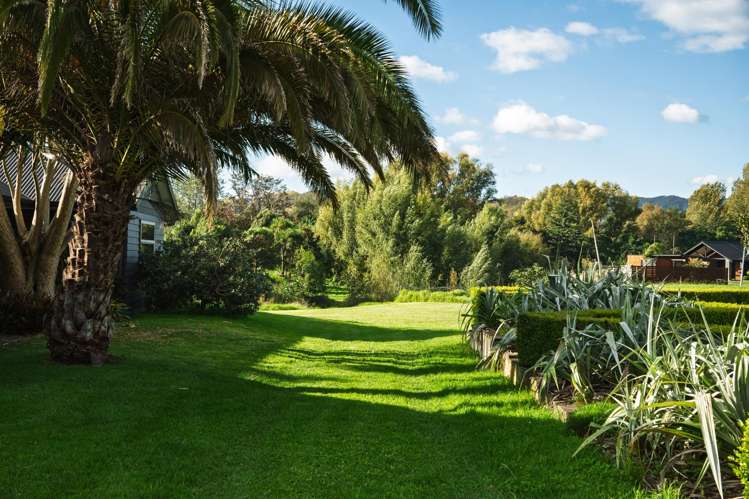 17 Charteris Rise Riverdale_3