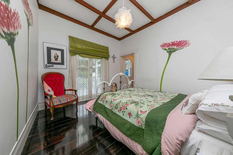 355 Ridge Road Paremoremo_4