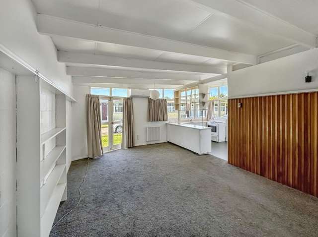 2/455 Featherston Street 10930_2