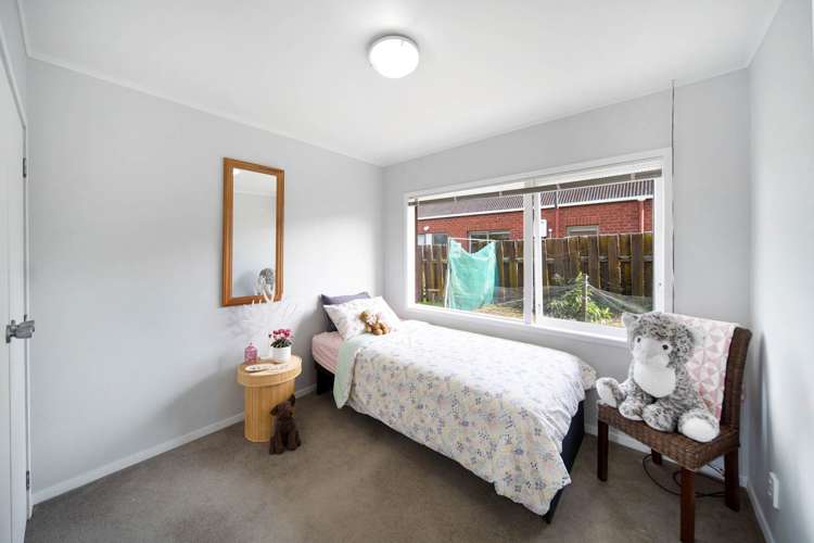 46 Meadway Sunnyhills_10