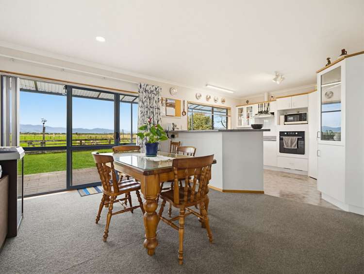 93 Hauraki Road Orongo_16