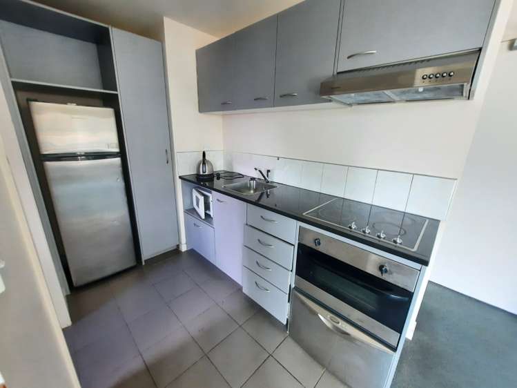 15F/76-84 Albert Street 10015_3