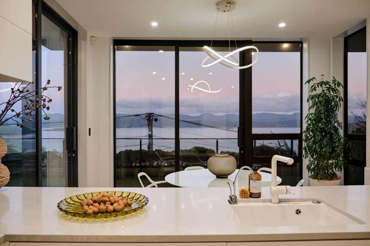 126a Nicholson Road Khandallah_1