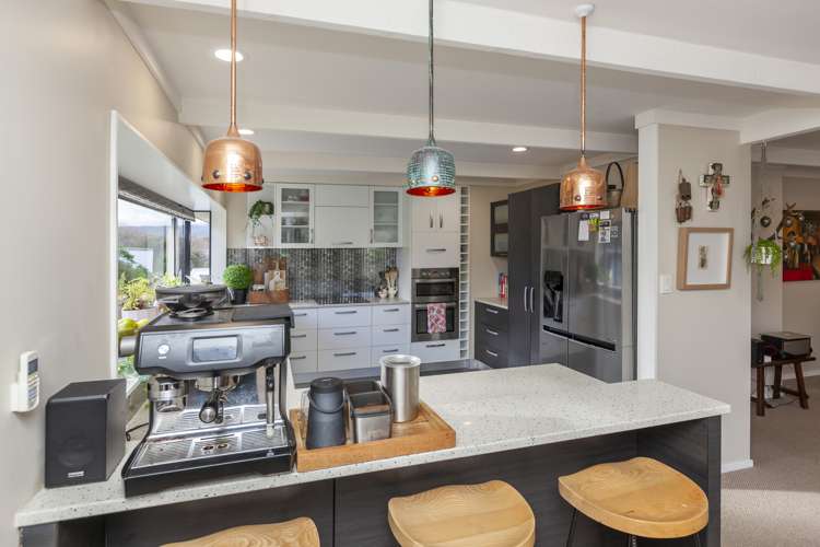 300 Rosetta Road Raumati Beach_7