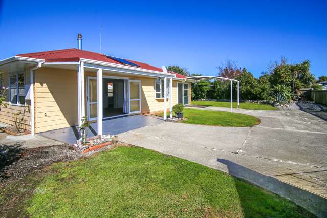 Easy Care Living - Great Location