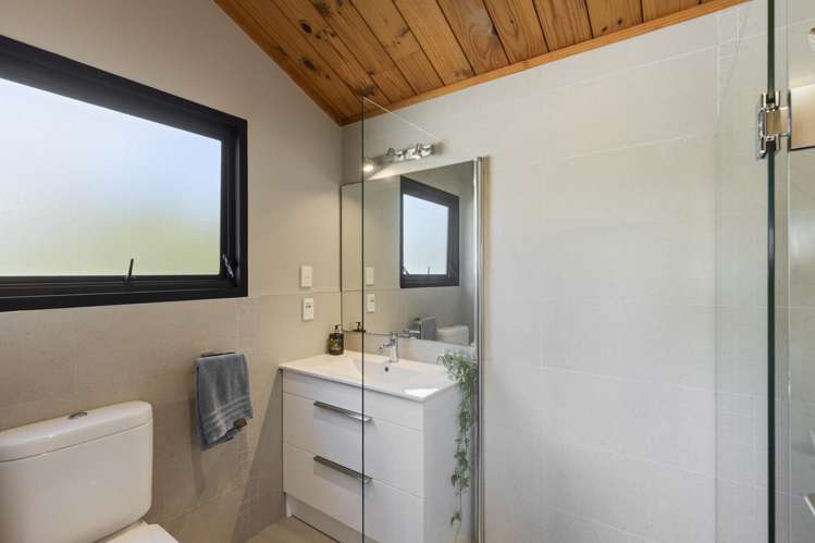 7c Waterloo Place Westown_16