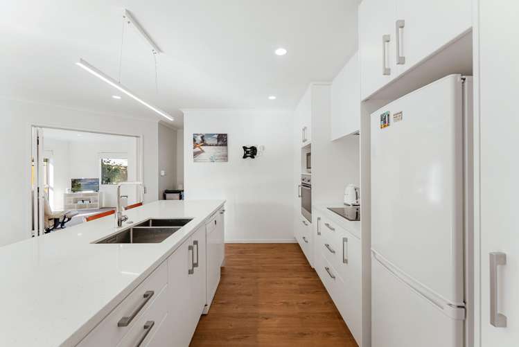 34 Butterworth Crescent Papamoa Beach_7