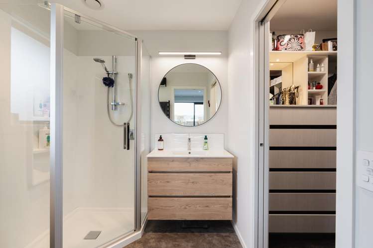 8 Marjorie Lane Mosgiel_13