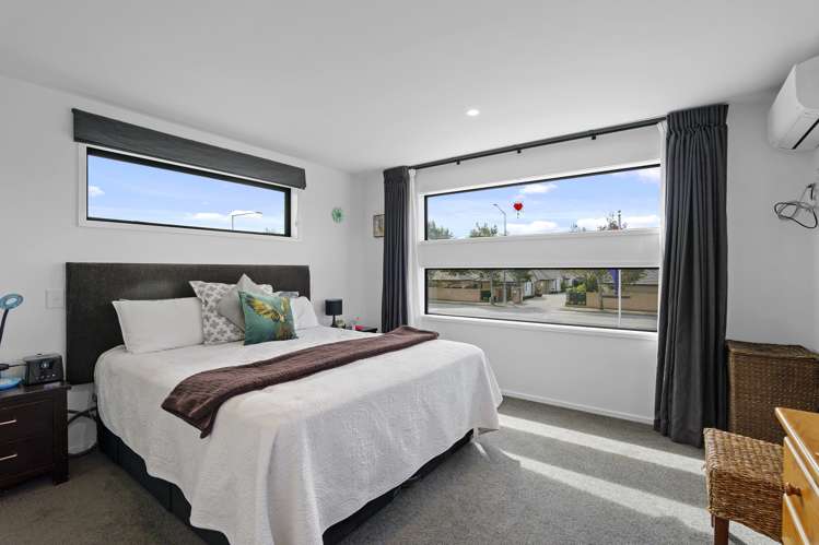 26 Grey Way Russley_17