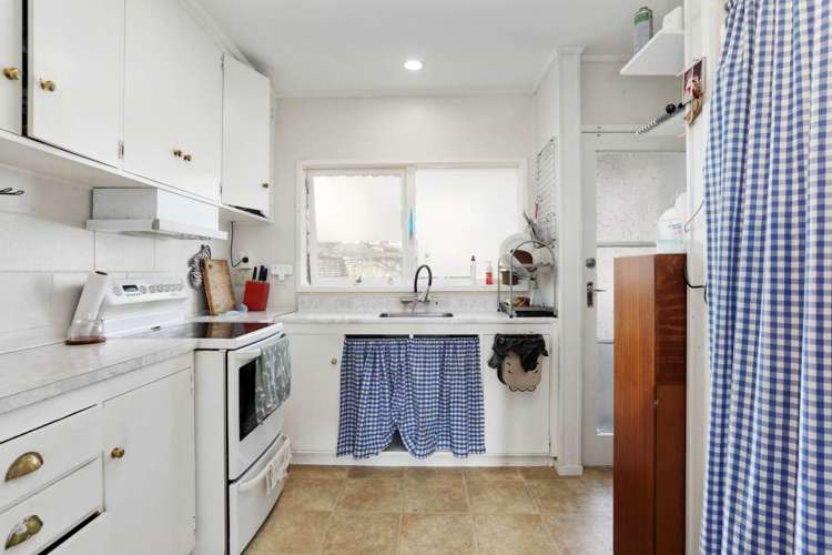2/9 Devon Road Bucklands Beach_7