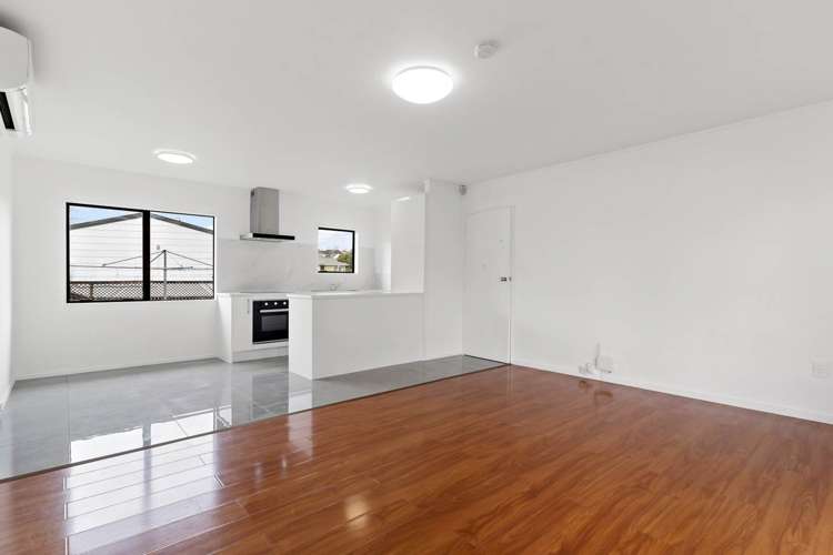 2/10 Trevor Hosken Drive Wiri_7