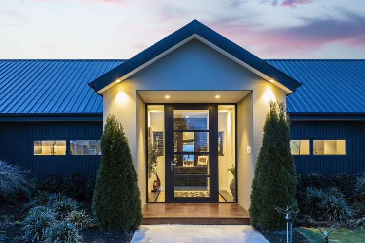 25 Hallfield Drive_1