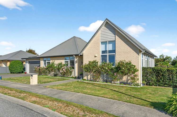 13 Tarata Grove Lansdowne_21
