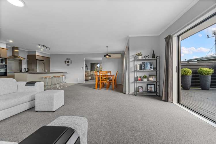 13 Ebony Court Rototuna North_5