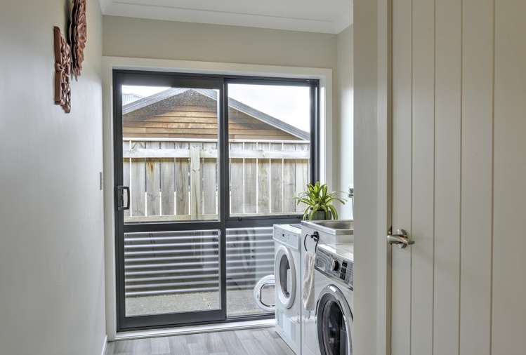 19 Feist Street Carterton_13