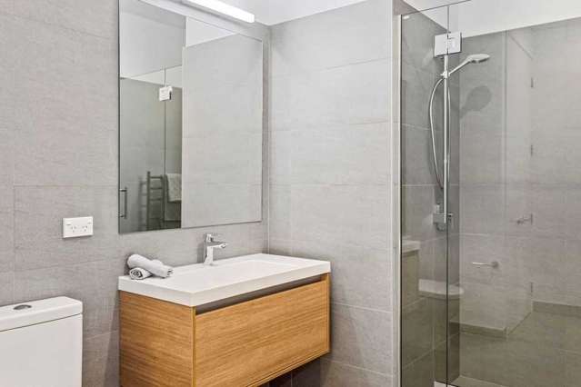 G03/36B Welles Street 1419_2