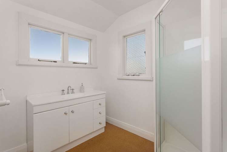 112 Knowles Street Saint Albans_30