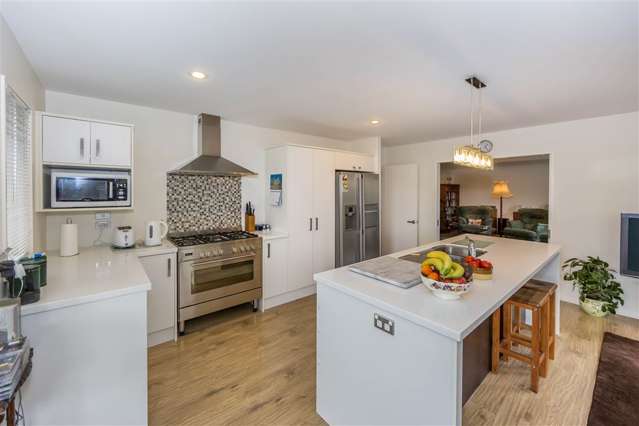 37 Globe Bay Drive | Templeton | Christchurch City | Houses for Sale