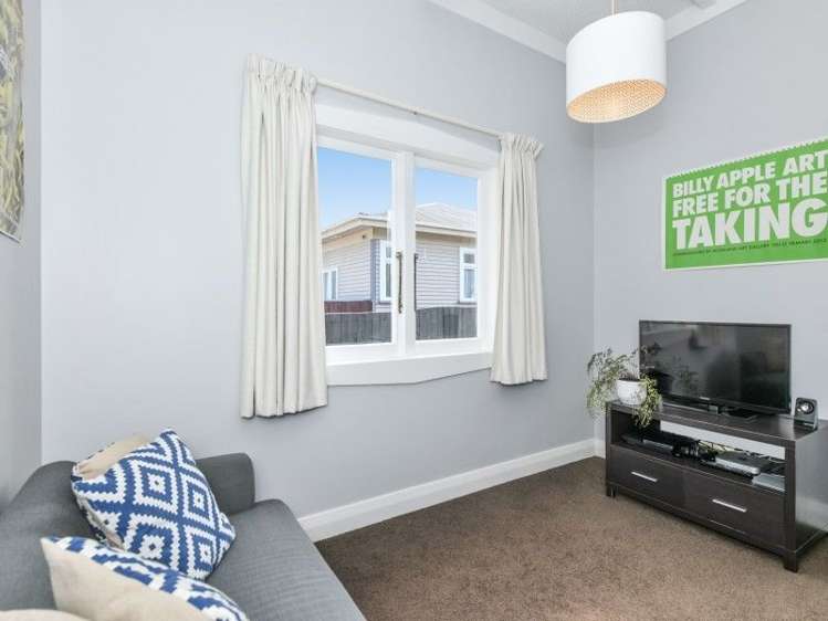 1012 Great North Road Point Chevalier_9