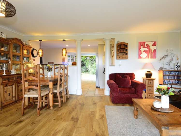 9 Moana Road Okitu_7