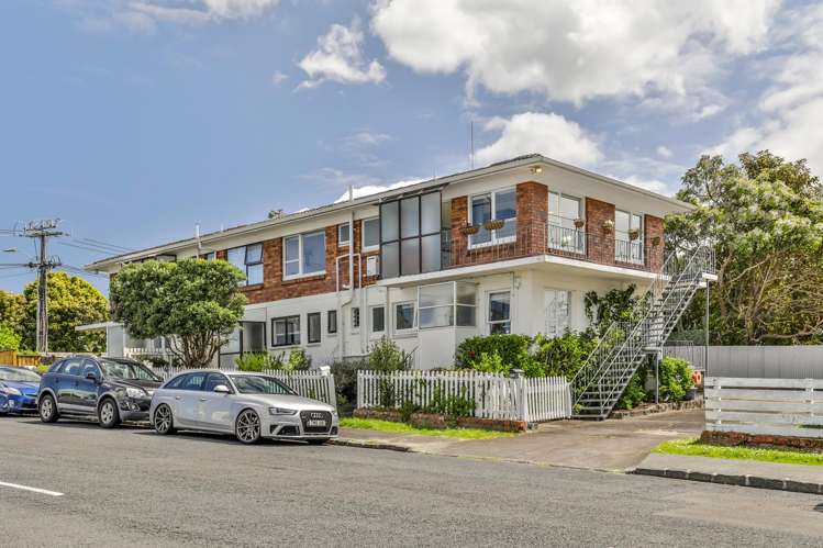 4/49 Western Springs Road Morningside_12