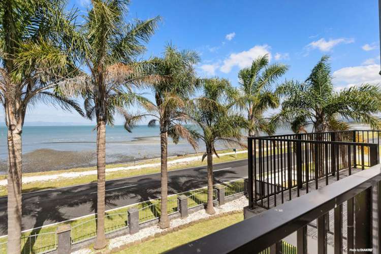 889 East Coast Road_0
